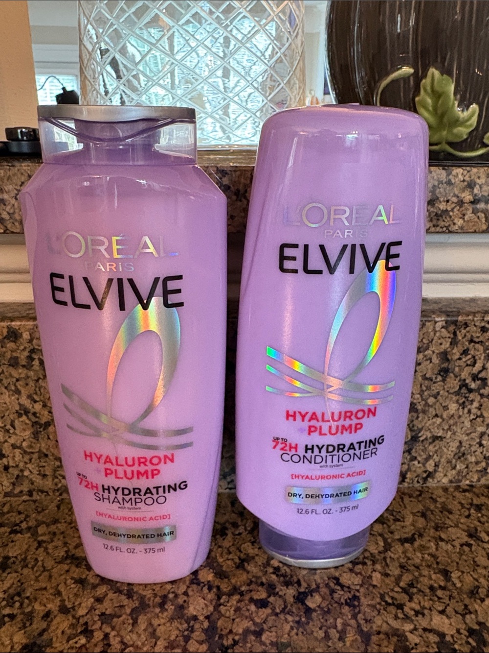 L'Oréal Elvive Hyaluron Plump Hydrating Shampoo & Conditioner Set